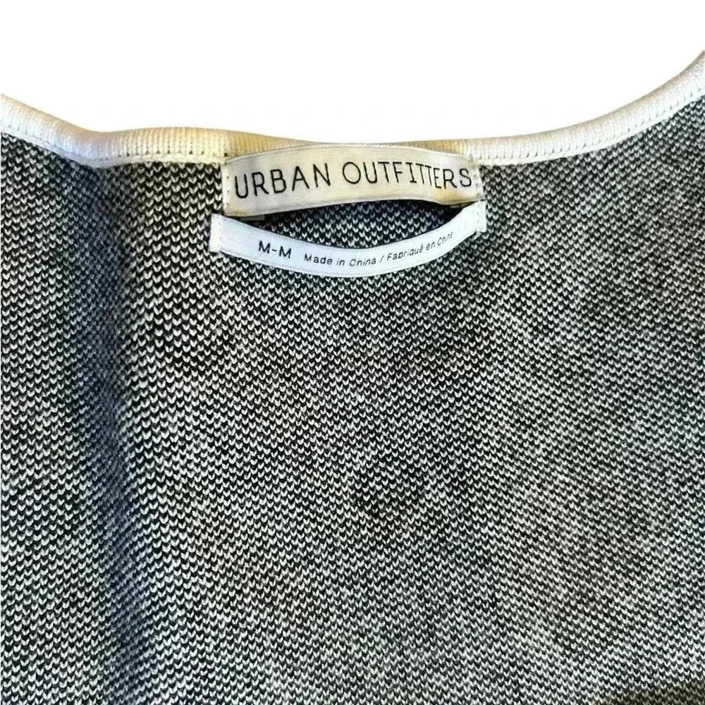 Urban Outfitters Trendy Polkadot Square Neck Cropped Sweater - Picture 4 of 4